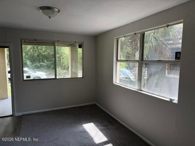Foto del edificio - 1593 W 21st St