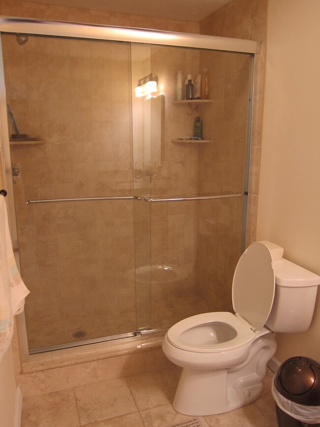 Foto del edificio - 10 Treetop Park