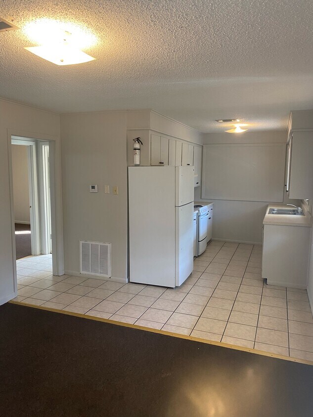 107 Arlington Dr Unit Apt. D, Monroe, LA 71203 Apartments in Monroe
