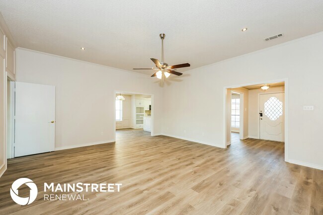 Foto del edificio - 1617 James Good Ln