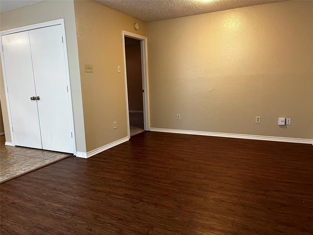 Building Photo - 305 Bryant Ln