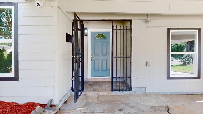 Building Photo - 3806 Cosby St