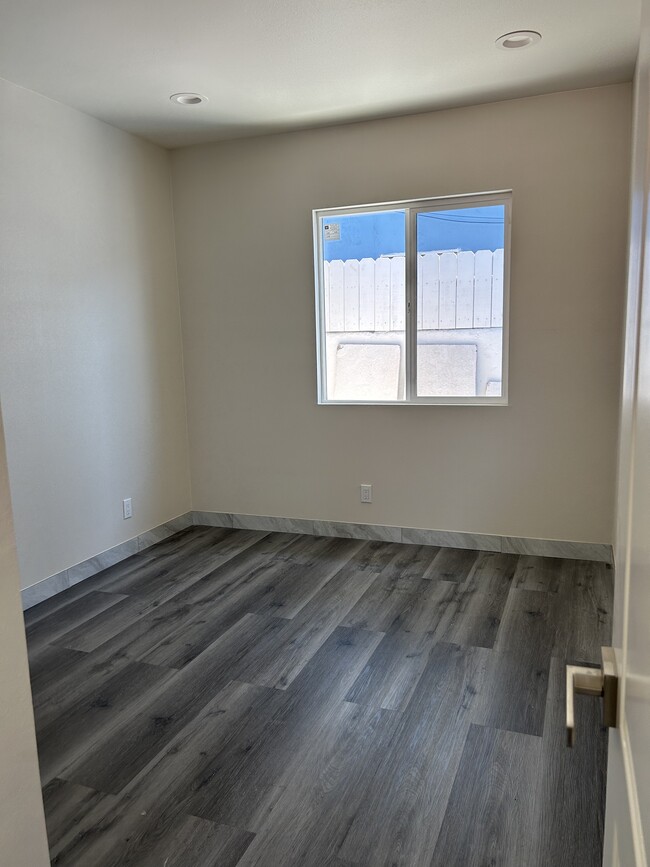 Building Photo - 10820 Croesus Ave