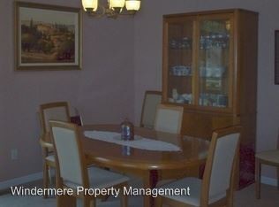 Foto del edificio - 3 br, 2 bath House - 33 Corbin Lane