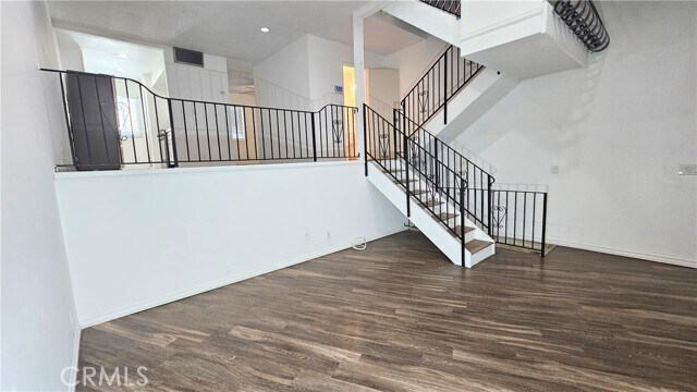 Foto del edificio - 1139 W Badillo St