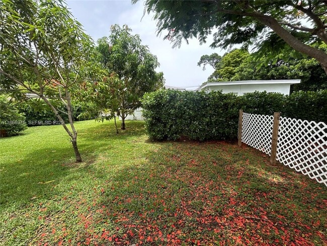 Foto del edificio - 601 NW 90th St