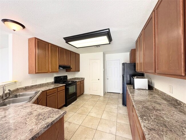 Foto del edificio - 2502 Perkins Pl
