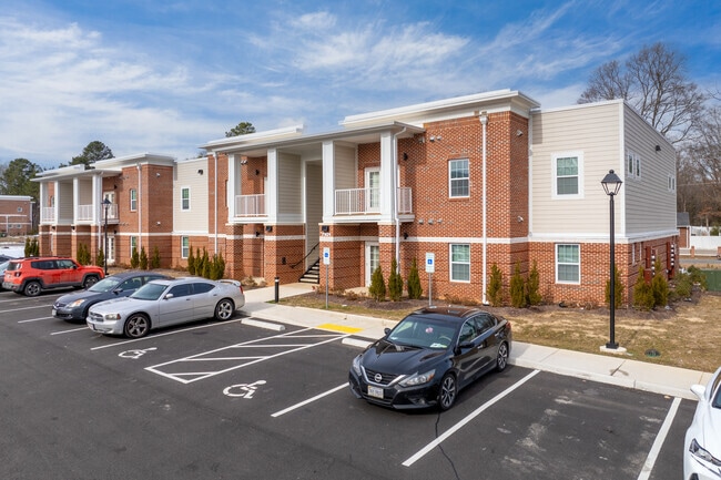 2701 Drewry's Bluff Rd - Winchester Forest