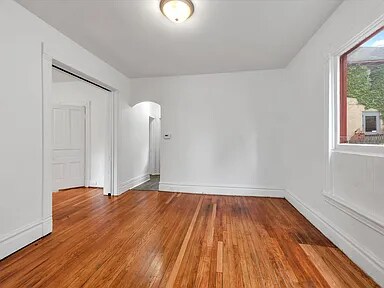 Foto del edificio - 1560 Wealthy St SE