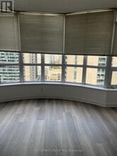 Building Photo - 33-2433 Sheppard Ave E