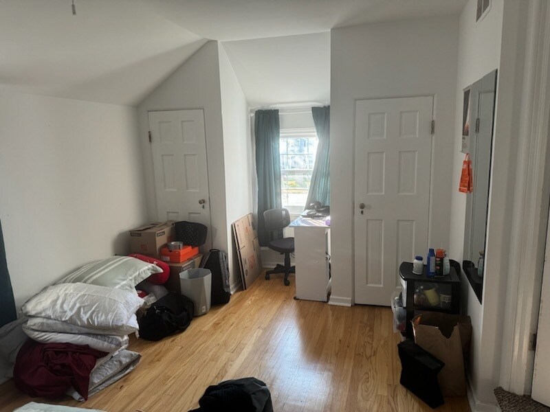 Primary Photo - 169 Brevator St