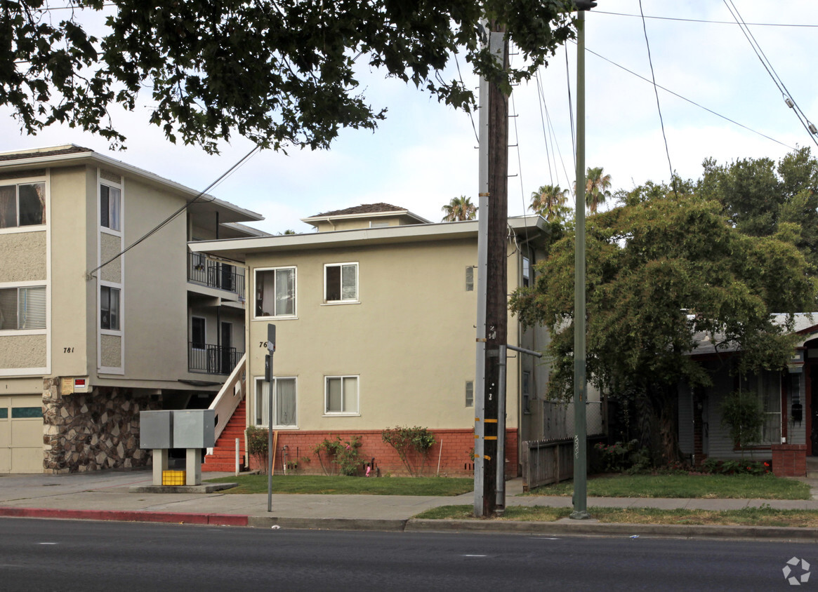 Building Photo - 769 S 11th St