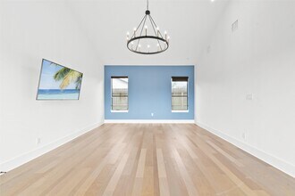 Building Photo - 2703 Tannehill Dr