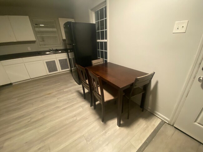 Foto del edificio - Room in Duplex on Beck St