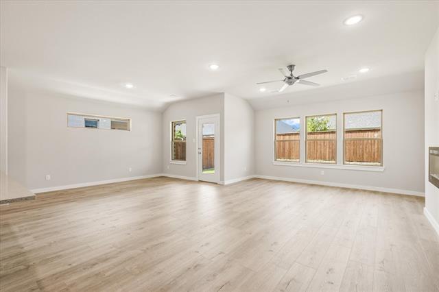 Foto del edificio - 154 Lost Maples Wy