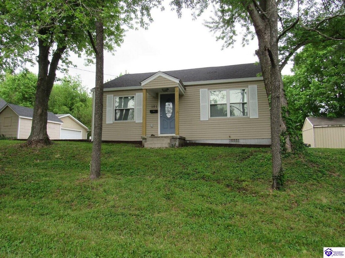 101 W Warfield St, Elizabethtown, KY 42701 House Rental in