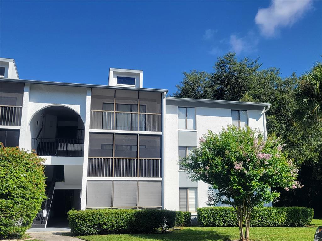Foto principal - 1308 Pine Ridge Cir E