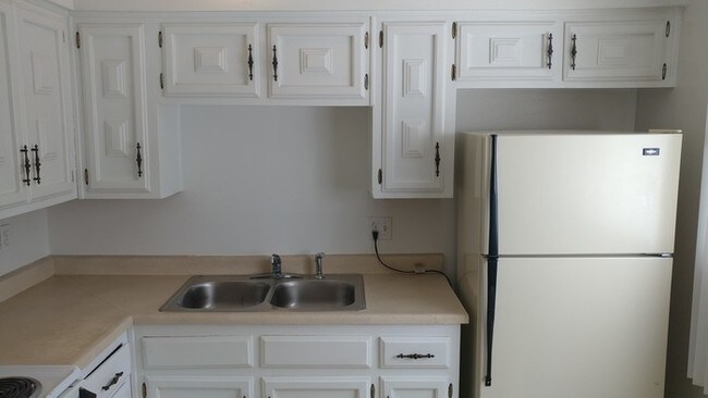 Building Photo - 1 Bedroom 1 Bathroom in Bernalillo!