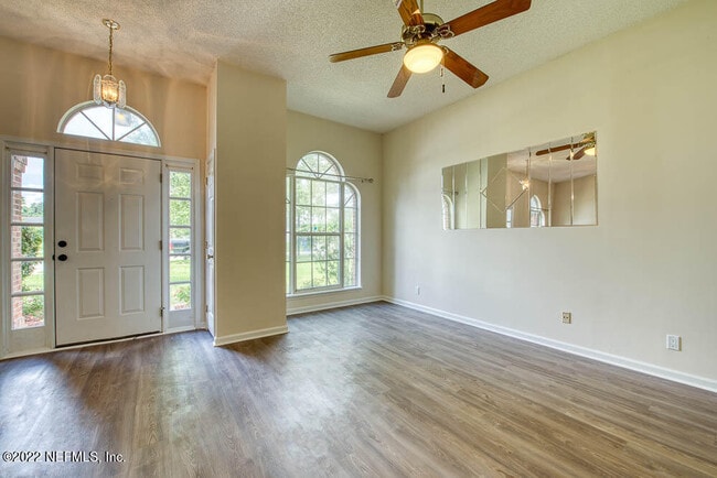 Building Photo - 12590 Eaglesham Dr