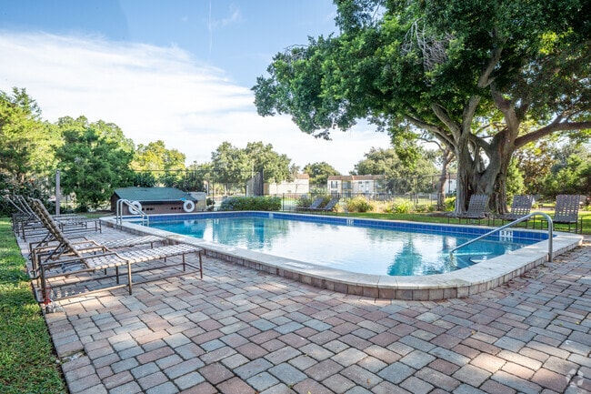 Pool - St. Charles Row