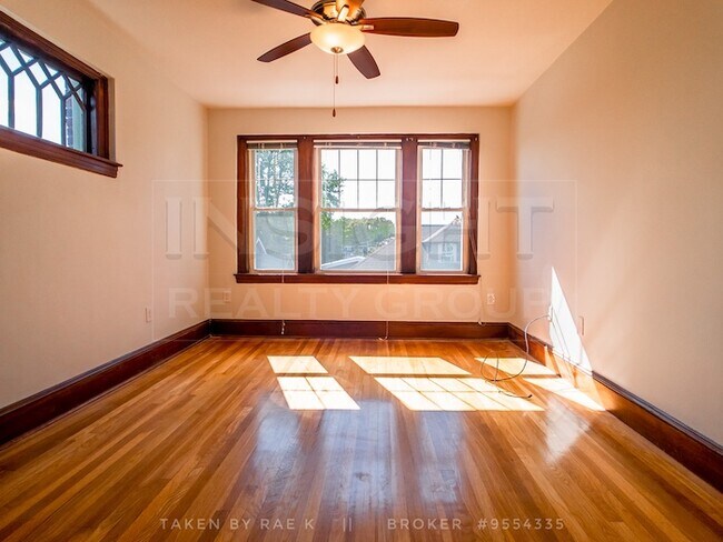 Building Photo - 9 Goodrich Rd