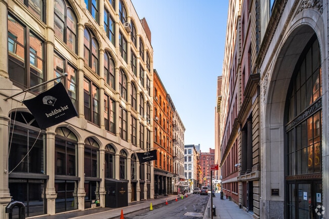 Context - 68 Thomas St
