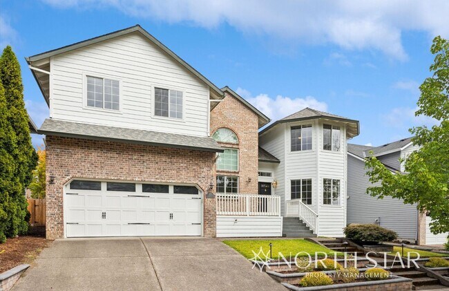 Building Photo - Westlake Traditional with Private, Level B...