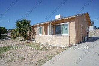 Building Photo - 6205 Tesuque Dr