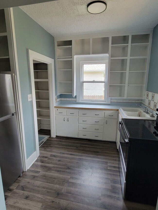 Building Photo - Beautifully Remodeled 3 Bedroom in Fremont