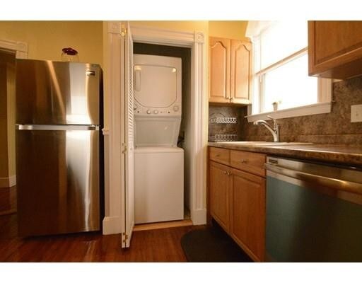 Foto del edificio - 632 E 3rd St