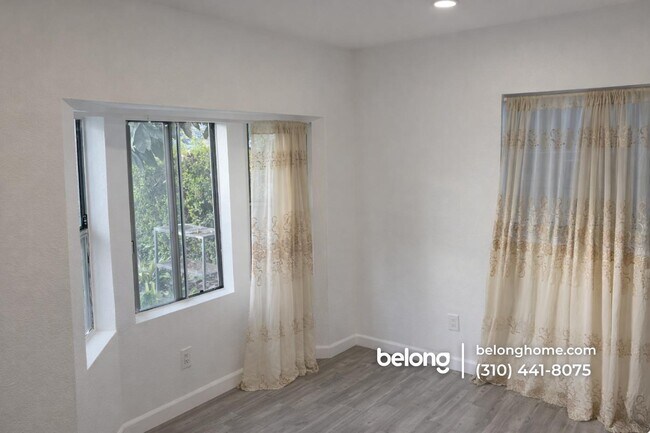 Foto del edificio - 5209 Cronus St