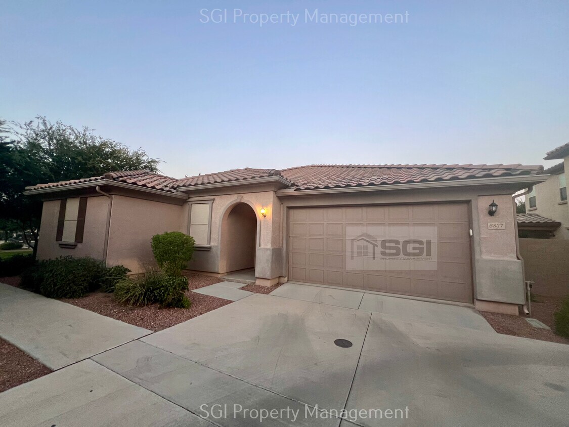 Primary Photo - 6837 E Posada Cir