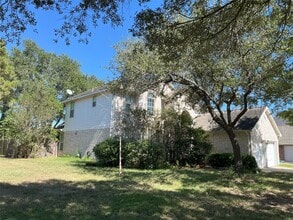 Building Photo - 2903 Surrey Trail Ln