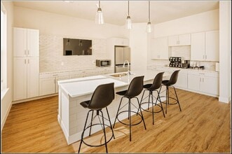 Interior Photo - 44 West Luxury Living