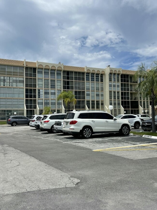 Building Photo - 801 Three Islands Boulevard
