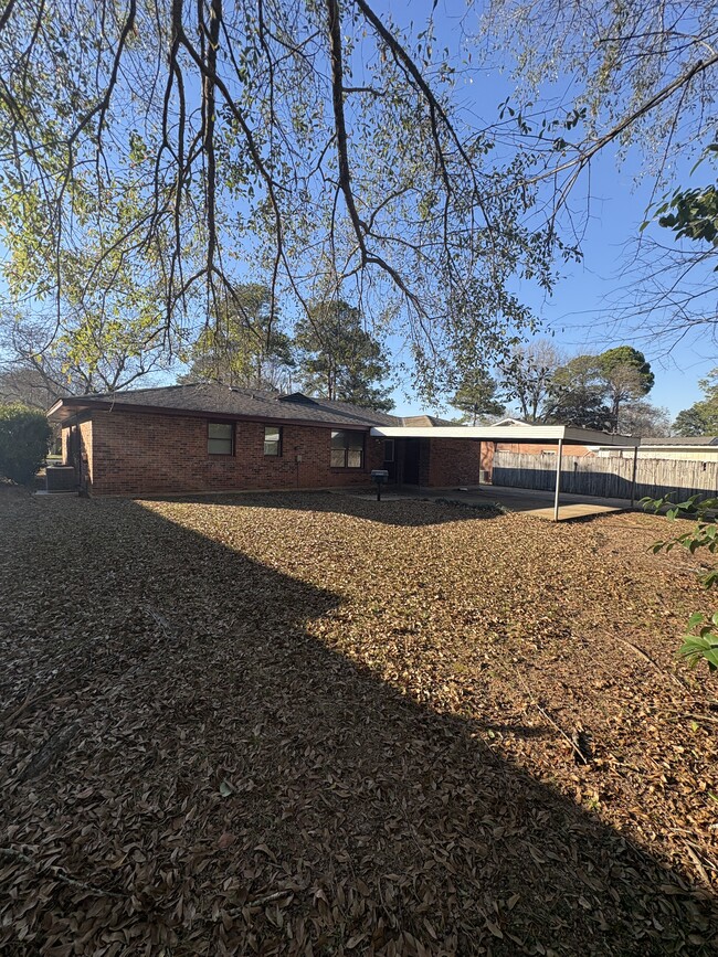 Foto del edificio - 439 E Rutgers Loop