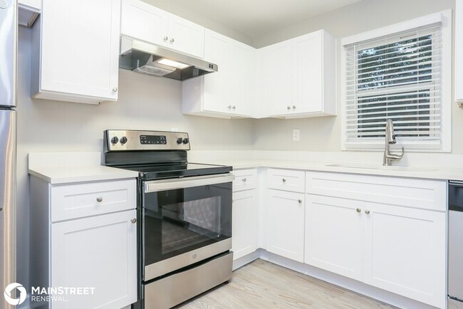 Foto del edificio - 3648 Stanford Cir, Decatur, GA 30034