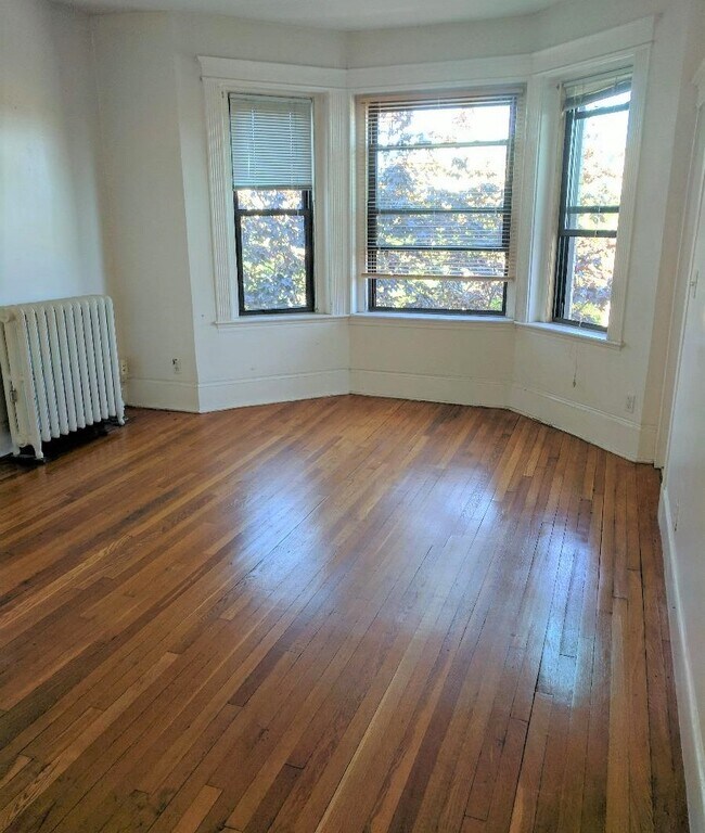 Foto del edificio - 1318 Commonwealth Ave