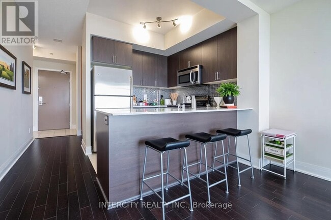 Building Photo - 1102-1520 STEELES Ave