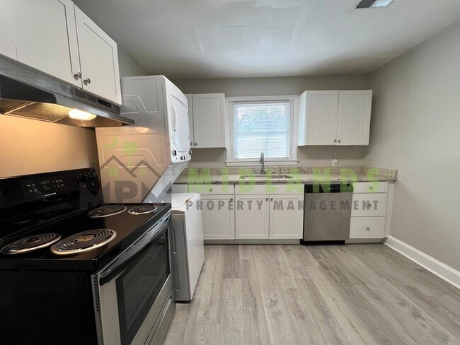 Building Photo - 6811 Doby Dr