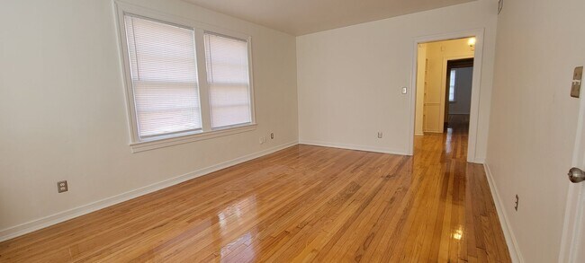 Foto del edificio - Cherry St 1109
