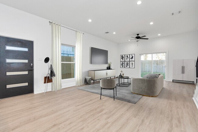 Foto del edificio - 2217 Lee St