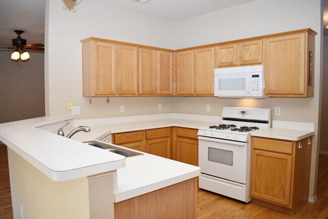 Foto del edificio - 6866 Amberdale Dr
