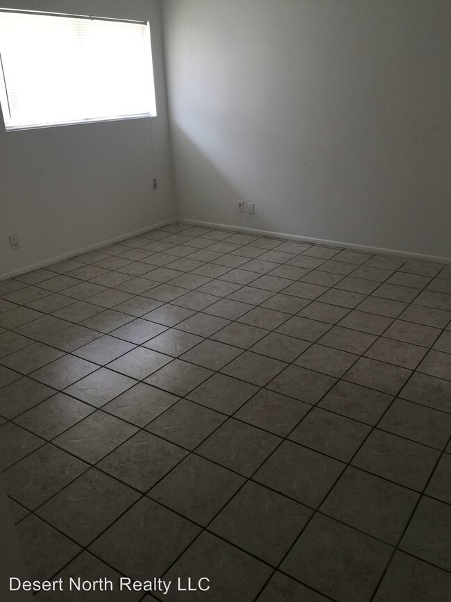 Building Photo - 7107 N 53rd Ave