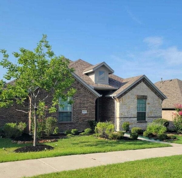 Photo - 9632 Staffordshire Rd House