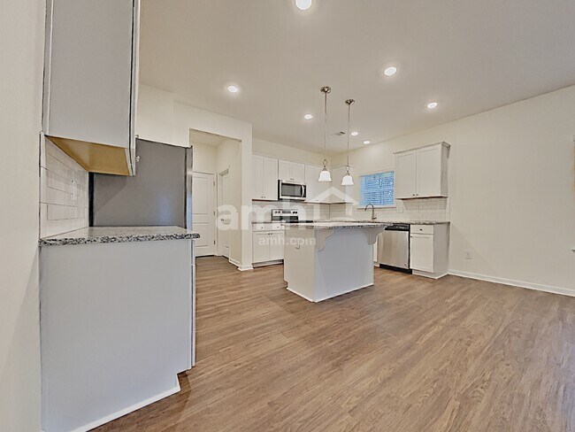Foto del edificio - 386 Camp Cir