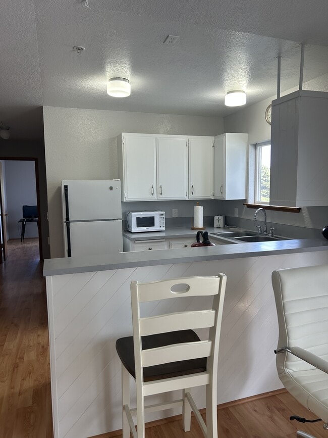 Foto del edificio - 853 Ocean Shores Blvd NW