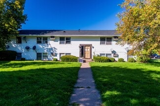 Building Photo - Willow View Apartments