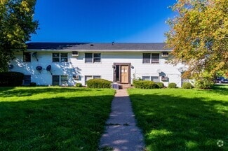 Building Photo - Willow View Apartments