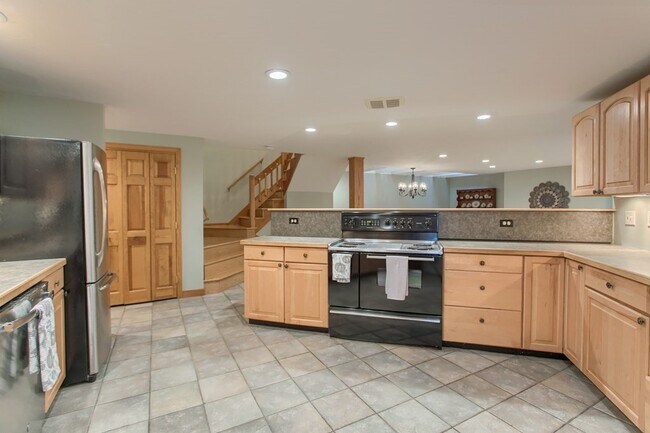 Foto del edificio - 291 Old Dunstable Rd